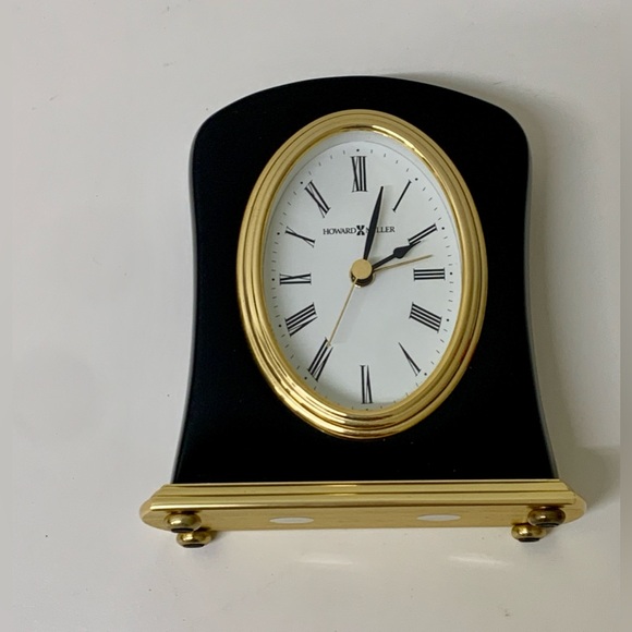 Vtg Howard Miller Glossy Black Gold Art Deco Roman Numeral Quartz Desk Clock - Picture 5 of 12